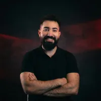 Bertan Berber, fightkoreograf og stuntutøver, grunnlegger av Battleblade Productions